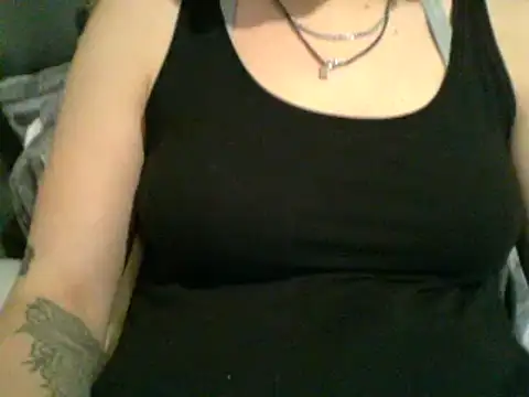 Snapshot of geilmeisje98 chatting on February 22, 2025, 2:08 pm geilmeisje98 online show from February 22, 2025, 2:08 pm