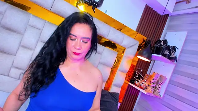 bigass monic online show from April 15, 2026, 2:51 am