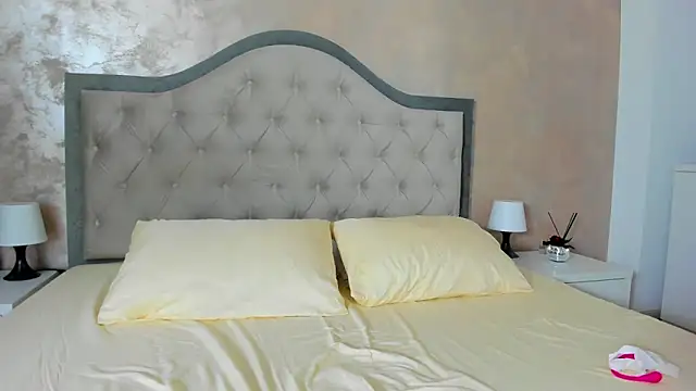 JennaMyers online show from October 1, 2025, 7:20 pm