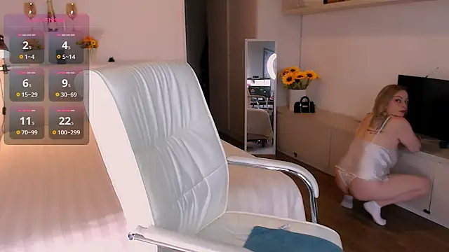 Tilly Eliot online show from October 5, 2025, 7:01 pm