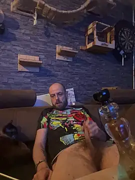 kissfreak85 online show from January 11, 2025, 1:27 am