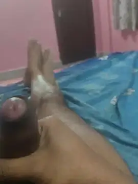 Snapshot of omar23121 chatting on December 27, 2024, 4:32 pm omar23121 online show from December 27, 2024, 4:32 pm