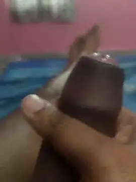 Snapshot of omar23121 chatting on December 28, 2024, 7:33 am omar23121 online show from December 28, 2024, 7:33 am