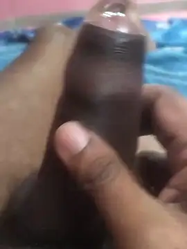 Snapshot of omar23121 chatting on January 19, 2025, 7:58 pm omar23121 online show from January 19, 2025, 7:58 pm