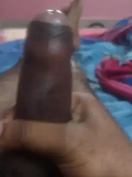 Snapshot of omar23121 chatting on January 23, 2025, 5:02 am omar23121 online show from January 23, 2025, 5:02 am