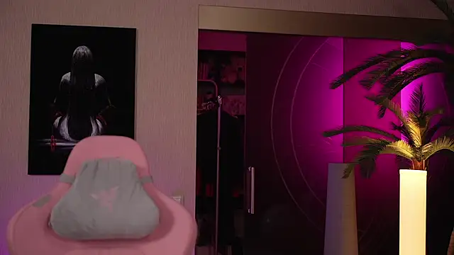 GirlGogo online show from March 22, 2026, 10:46 pm