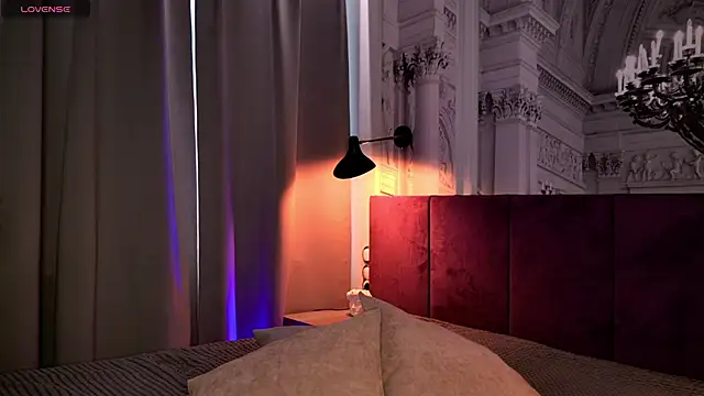 SofiaFoster  online show from February 21, 2025, 2:16 pm