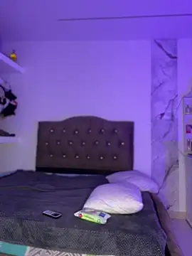 alysson 18 online show from March 28, 2026, 1:11 pm