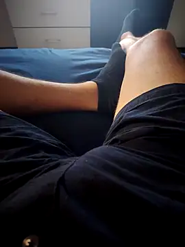 Snapshot of Balauru1 chatting on November 5, 2025, 8:14 am Balauru1 online show from November 5, 2025, 8:14 am