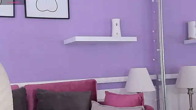 MaddyWattson online show from December 9, 2024, 7:07 pm