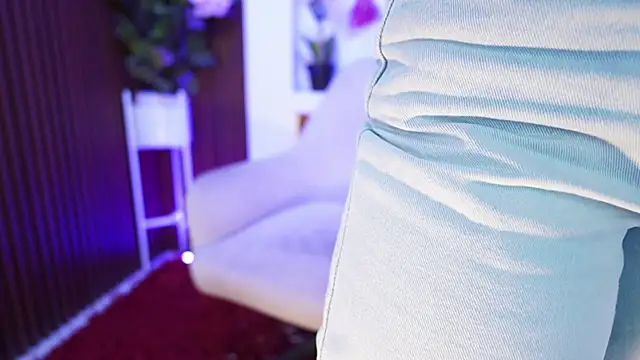 MaddyWattson online show from October 11, 2025, 11:42 am