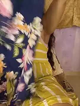 Rising Smiler online show from December 4, 2025, 8:06 pm