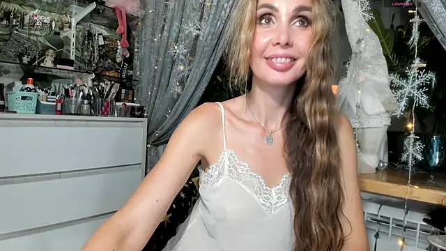 Snapshot of Aurora108 chatting on December 9, 2024, 10:52 pm Aurora108 online show from December 9, 2024, 10:52 pm