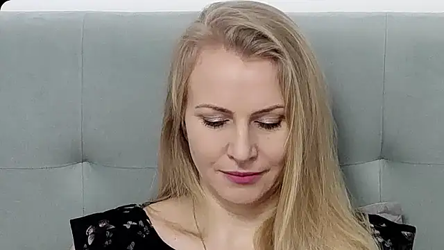 K  Adrienne online show from February 9, 2026, 6:50 am