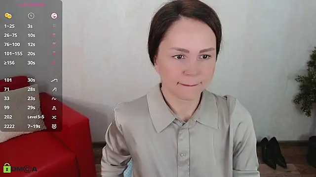 Snapshot of VickyGolden chatting on October 25, 2025, 5:04 am VickyGolden online show from October 25, 2025, 5:04 am