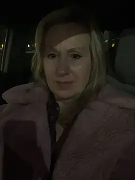 Lisaisluscious online show from January 30, 2025, 12:39 am