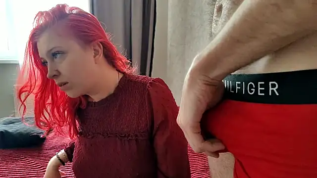 Snapshot of GenrikhBecca chatting on February 6, 2026, 7:12 am GenrikhBecca online show from February 6, 2026, 7:12 am