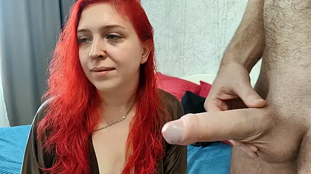 Snapshot of GenrikhBecca chatting on February 25, 2026, 6:34 am GenrikhBecca online show from February 25, 2026, 6:34 am