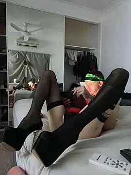 Snapshot of CD_Sub2021 chatting on December 13, 2024, 3:32 pm CD Sub2021 online show from December 13, 2024, 3:32 pm