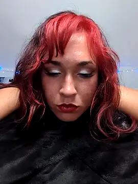 DesereaRose online show from May 17, 2026, 2:35 pm
