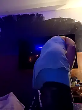 Snapshot of Jewfish420 chatting on December 4, 2024, 5:38 am Jewfish420 online show from December 4, 2024, 5:38 am