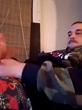 Snapshot of Jewfish420 chatting on January 3, 2025, 11:35 am Jewfish420 online show from January 3, 2025, 11:35 am