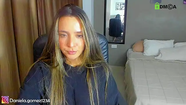 Snapshot of Danielacams chatting on September 17, 2025, 3:30 am Danielacams online show from September 17, 2025, 3:30 am