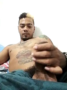 Snapshot of Elpichadura chatting on October 19, 2025, 1:50 am Elpichadura online show from October 19, 2025, 1:50 am