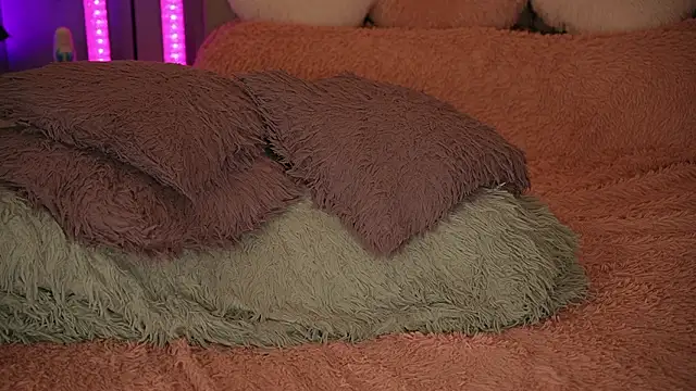 VickySecret96 online show from February 26, 2026, 5:56 pm