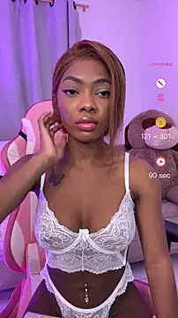 Snapshot of Vane_Rossee chatting on February 11, 2025, 11:01 pm Vane Rossee online show from February 11, 2025, 11:01 pm