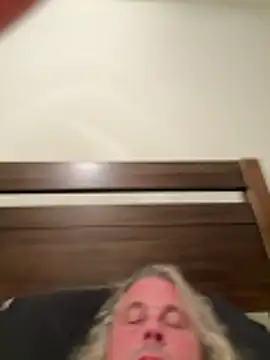 zeus337 online show from November 10, 2025, 4:11 am