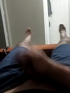 Snapshot of Aykut1990 chatting on October 16, 2025, 5:47 pm Aykut1990 online show from October 16, 2025, 5:47 pm