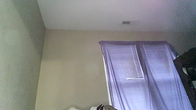 Snapshot of RinsingWood84 chatting on February 10, 2026, 12:53 pm RinsingWood84 online show from February 10, 2026, 12:53 pm