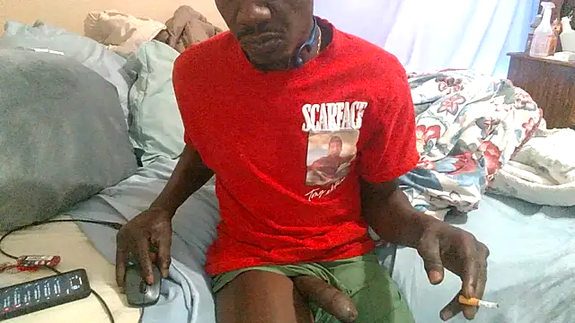 RinsingWood84 online show from April 23, 2026, 2:08 pm