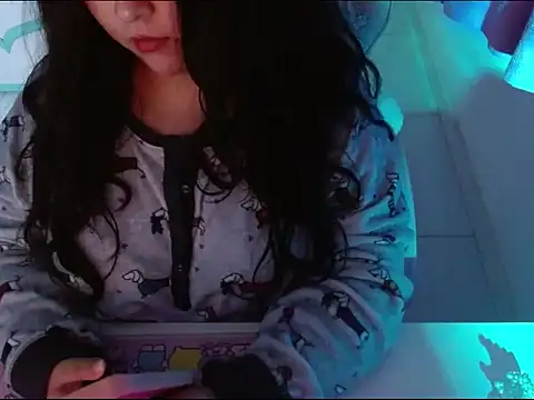 KittyK3 online show from October 2, 2025, 3:46 am