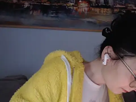 cleophee online show from January 30, 2025, 9:47 am