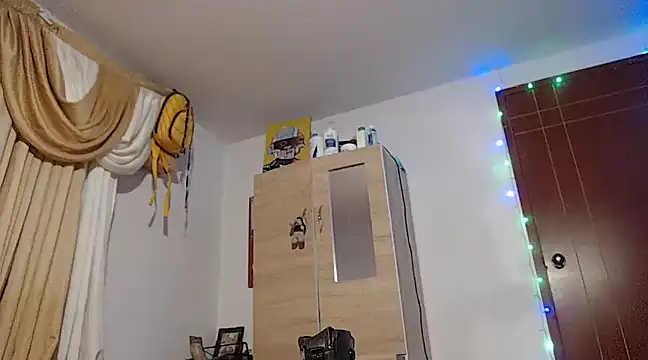 MARIANAWEED online show from February 14, 2025, 11:09 pm