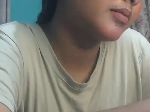 Snapshot of NancyRuvi chatting on March 1, 2026, 3:25 pm NancyRuvi online show from March 1, 2026, 3:25 pm