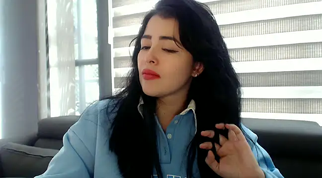 Snapshot of Aleska__Bell chatting on February 4, 2025, 4:29 pm Aleska Bell online show from February 4, 2025, 4:29 pm
