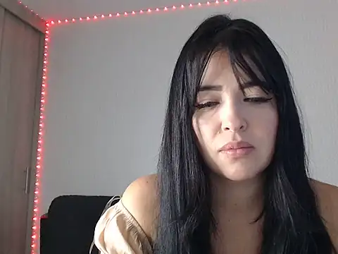 Snapshot of Aleska__Bell chatting on July 10, 2026, 4:09 pm Aleska Bell online show from July 10, 2026, 4:09 pm