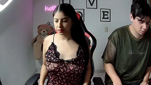 kim sex hot online show from October 18, 2025, 3:24 pm