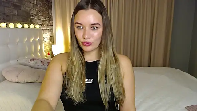 Snapshot of starrydoll chatting on December 20, 2025, 6:59 pm starrydoll online show from December 20, 2025, 6:59 pm