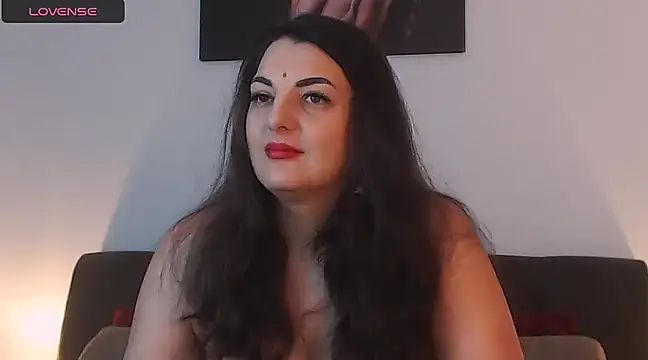 Snapshot of itsyourlady chatting on January 4, 2025, 11:11 am itsyourlady online show from January 4, 2025, 11:11 am