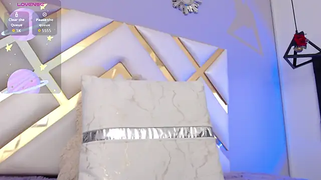 Snapshot of BeckyAnders chatting on October 27, 2025, 4:44 pm BeckyAnders online show from October 27, 2025, 4:44 pm