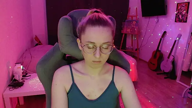 AnabelFrel online show from December 5, 2024, 12:52 am