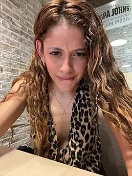 alana15 online show from January 23, 2025, 6:45 pm