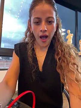 alana15 online show from February 11, 2025, 11:01 pm