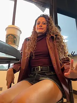 alana15 online show from March 13, 2025, 9:59 pm