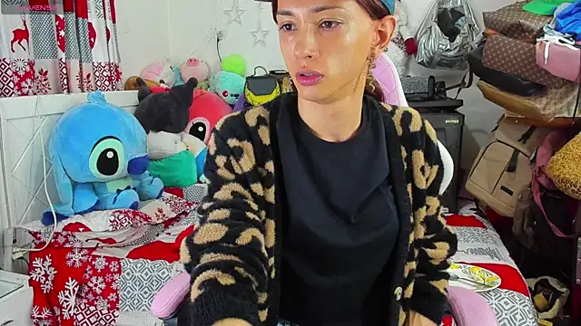 Lawrncesofiets online show from December 17, 2024, 4:21 pm