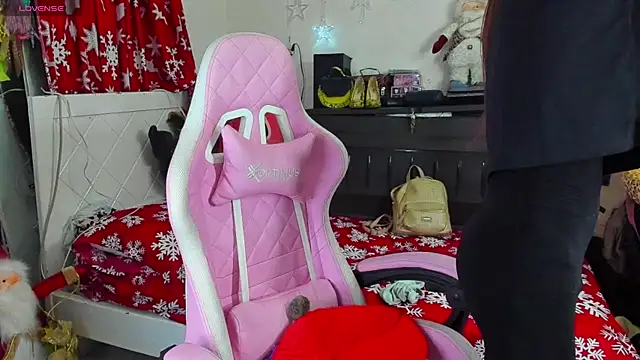 Lawrncesofiets online show from December 20, 2024, 5:29 pm